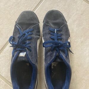 Men’s Puma Suede Sneakers